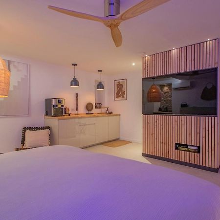Les Bains D'Eros Hotel Cuers Ngoại thất bức ảnh