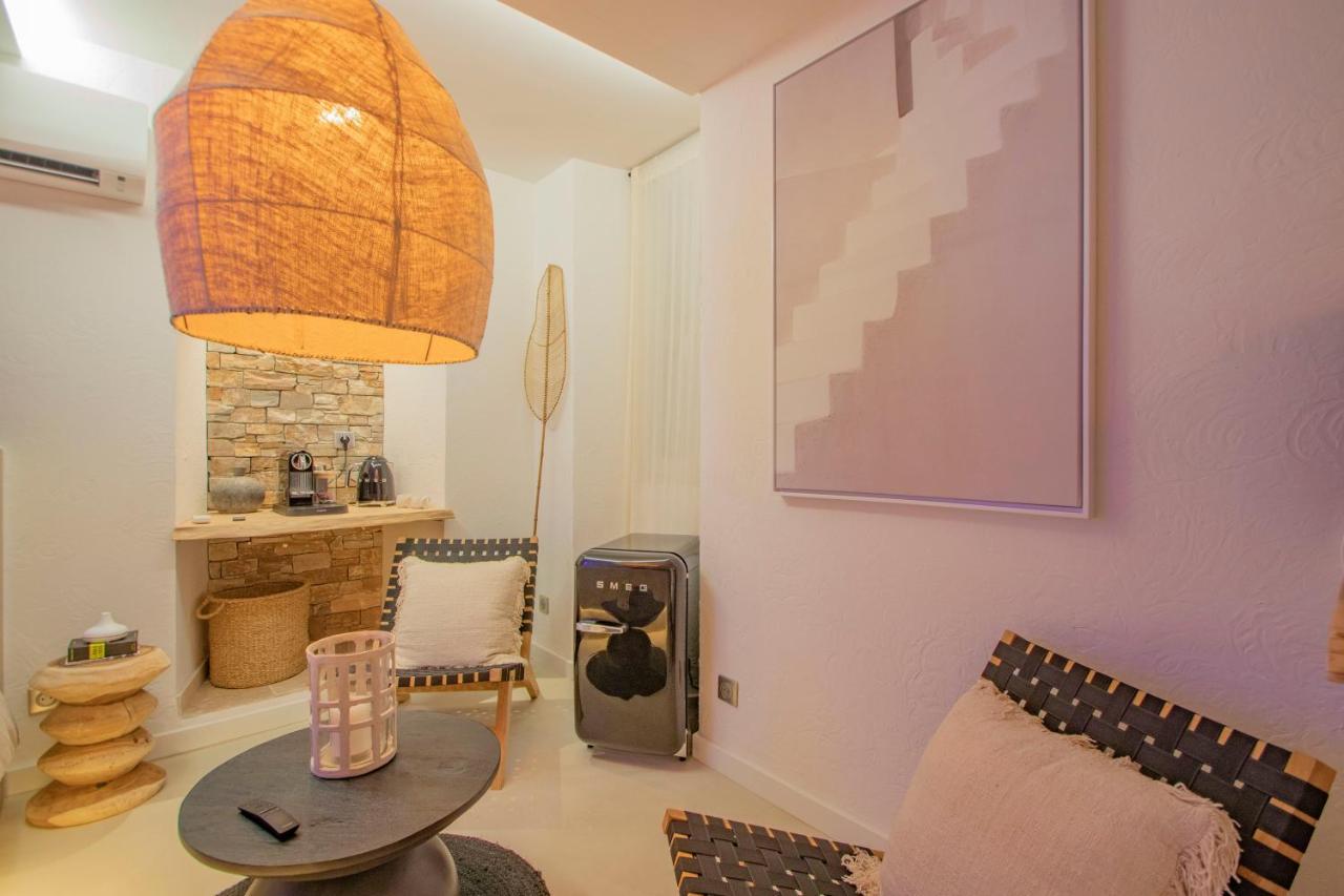 Les Bains D'Eros Hotel Cuers Ngoại thất bức ảnh